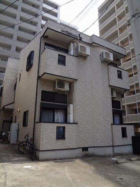 ピュア吉塚拾壱番館