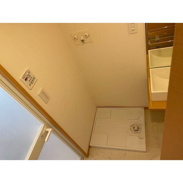 Ａ１ＦＬＡＴの内装