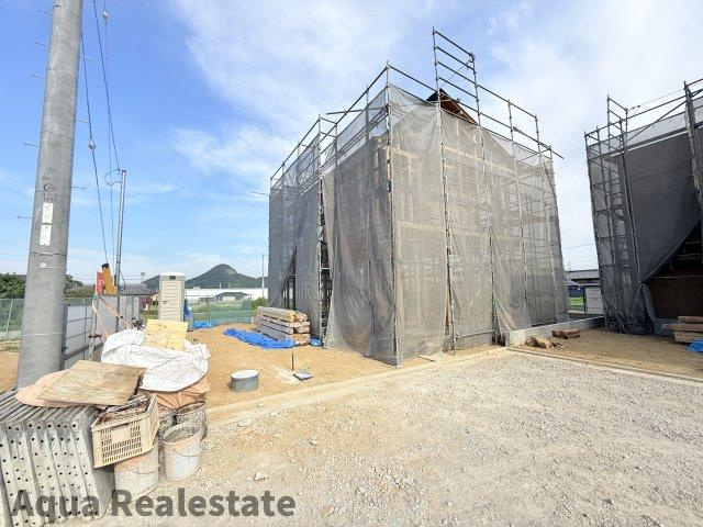高松市国分寺町国分の新築一戸建の前面道路含む現地写真|前面道路含む現地写真です