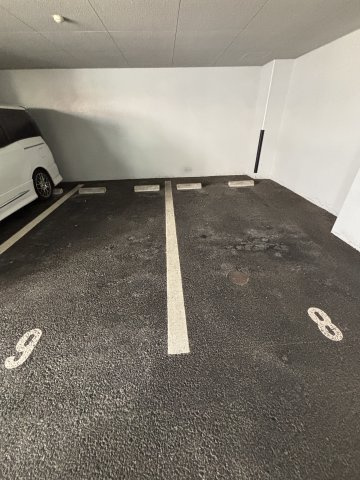 KDXレジデンス天神東Ⅱの駐車場