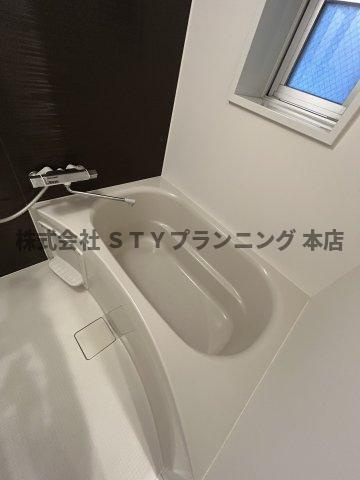 仲介手数料0円！NNS121の浴室