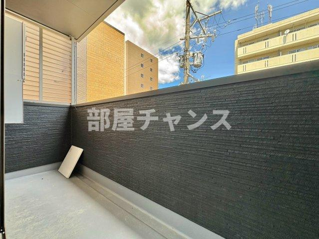 ジトローネ庄内のバルコニー