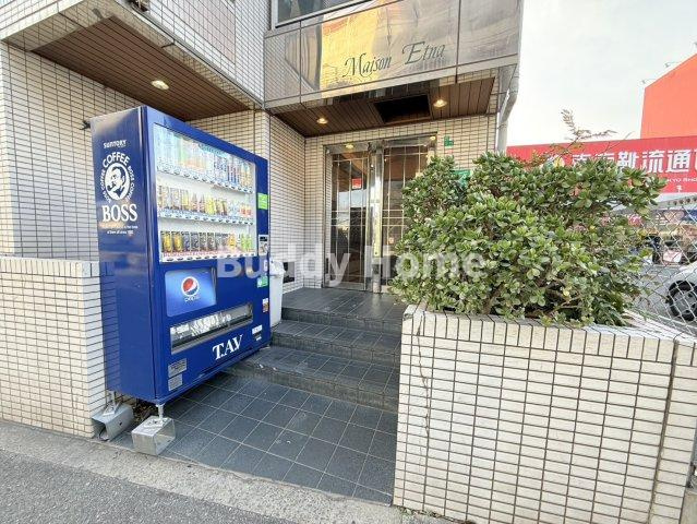 メゾンエトナのエントランス