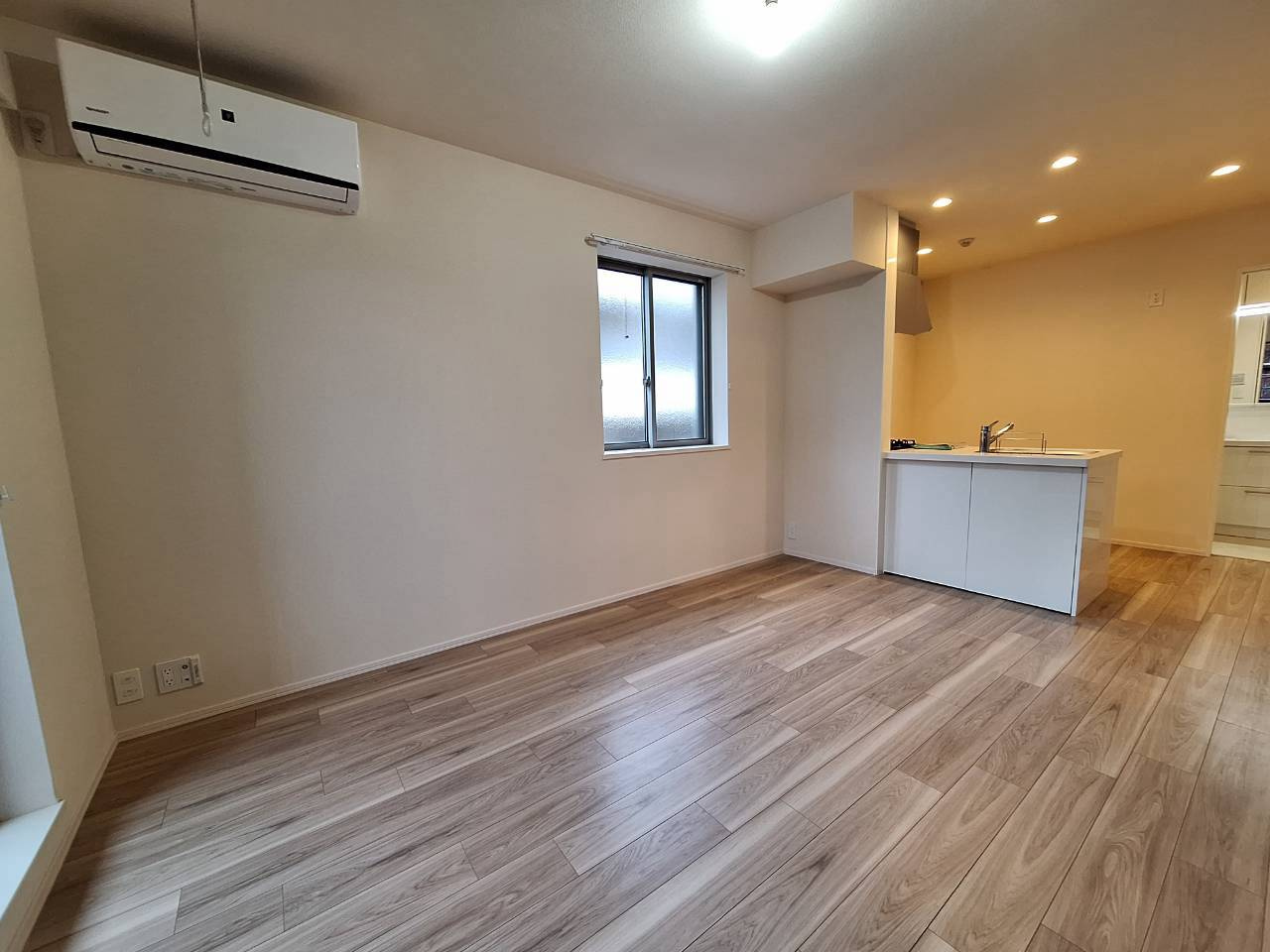 SUZUKAN　RESIDENCE　下北沢の居間・リビング