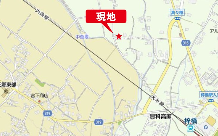 安曇野市豊科高家　中古戸建の地図|角地につき明るく風通し良好です。