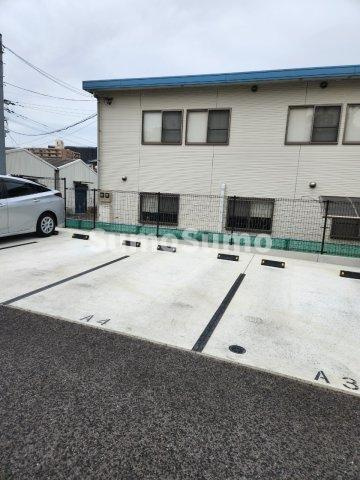 エルグランド博多の杜の駐車場