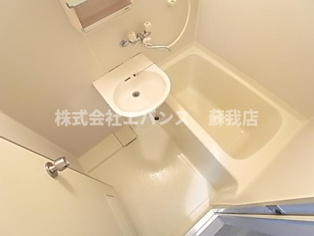 【浴室】 | ステーションプラザ | コンパクトで使いやすいお風呂です