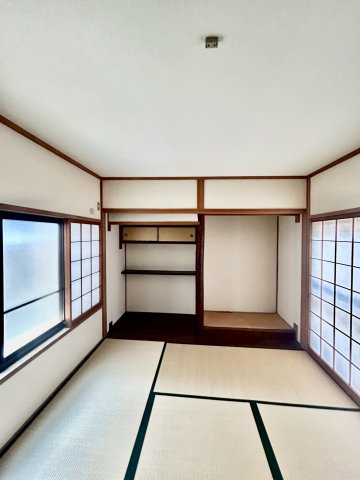 吹田市内本町一戸建の収納