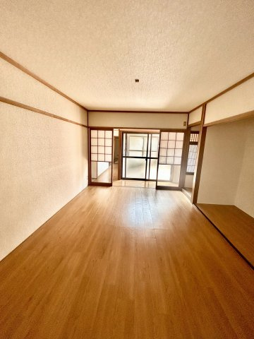 吹田市内本町一戸建の内装