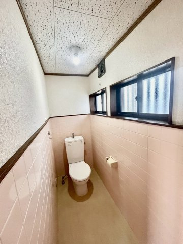 吹田市内本町一戸建のその他|窓