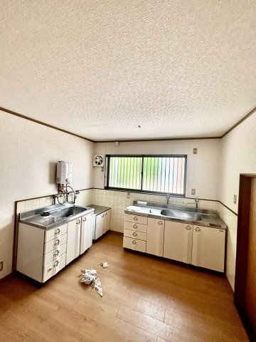 吹田市内本町一戸建のキッチン