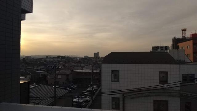 調布市小島町３丁目の賃貸マンションのバルコニー