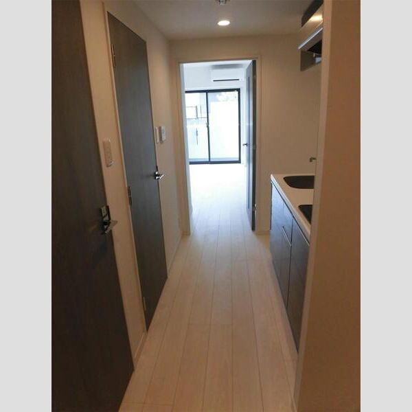 調布市小島町３丁目の賃貸マンションの玄関