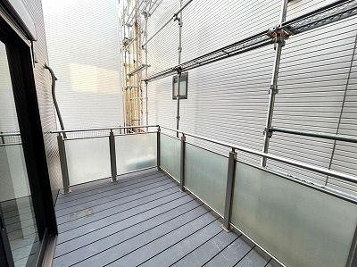川崎市多摩区中野島３丁目の一戸建てのバルコニー