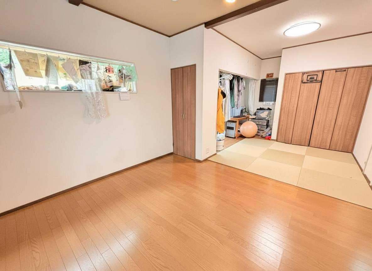 那須塩原市三区町　築浅中古戸建の居間・リビング