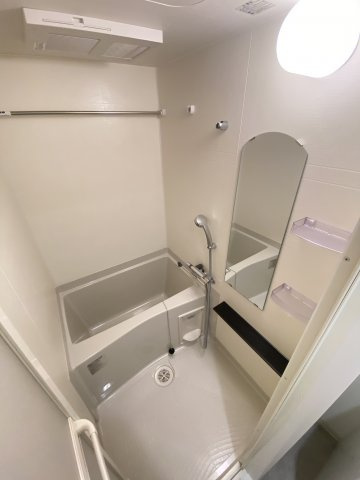 プレサンス大国町アドロッソの浴室