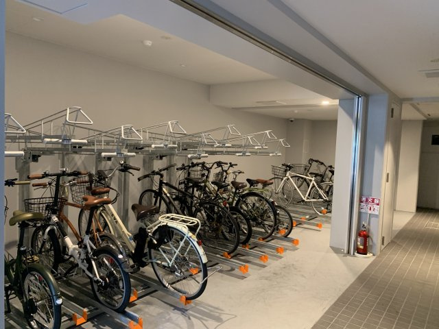 パティーナ北綾瀬のその他共用部分|室内自転車置場