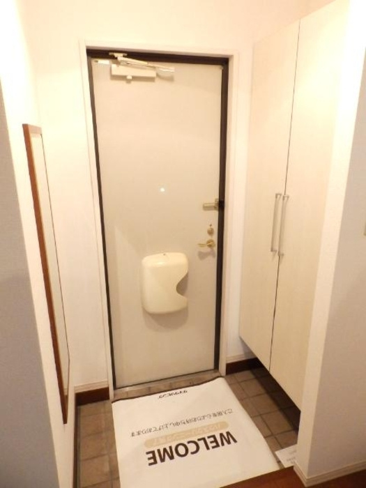 リヴェール A棟の玄関|玄関