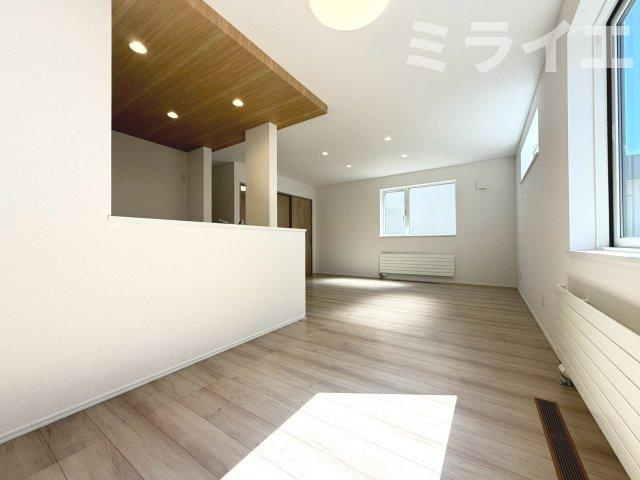 【新築戸建】札幌市手稲区前田7条14丁目3棟の居間・リビング