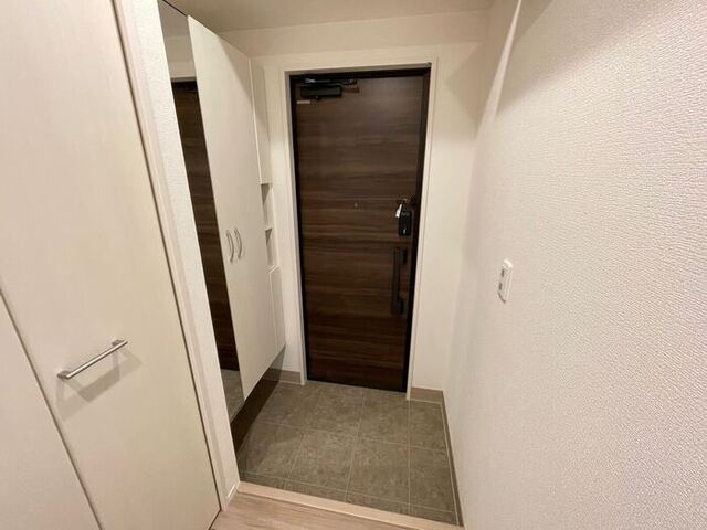クロッシア三河町の玄関|玄関入り口