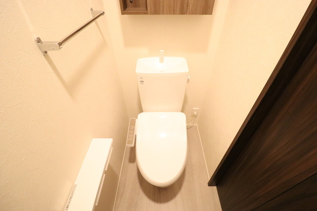 D-ROOM南町3丁目のトイレ|温水洗浄暖房便座