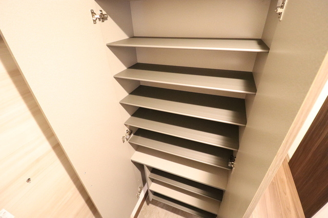 D-ROOM南町3丁目の玄関|シューズボックス