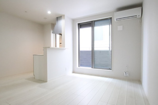 明るい印象のお部屋です