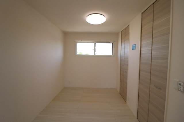 D-ROOM台新田町のその他|洋室