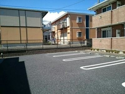 【駐車場】 | パインコーンＡ