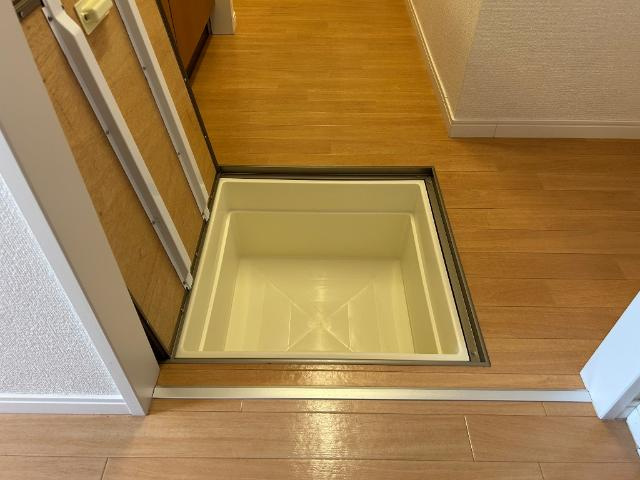スカイパレスのその他|洗濯機置場