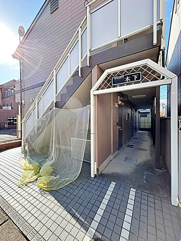 ムーニー木下のエントランス
