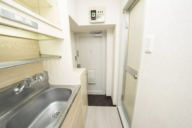 AP303 ハイタウン池上第2 404の玄関|



