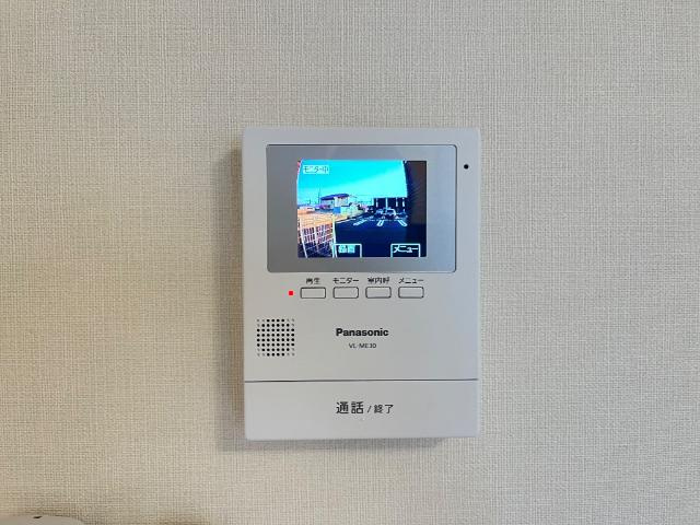 ヴェルジェメゾンⅡの内装|カメラ付インターホン
