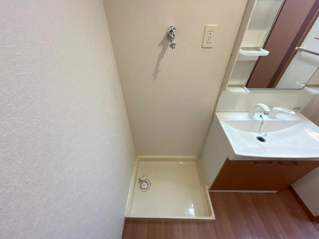 サンピア幸のその他|洗濯機置場