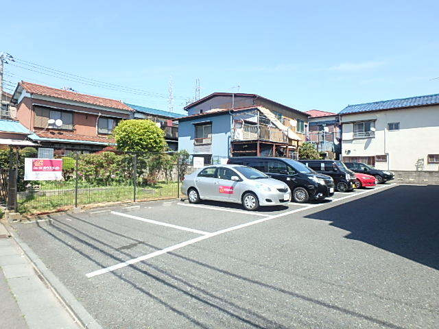 敷地内駐車場(別途契約・空き確認要)