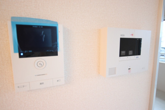 来訪者の顔が見えるＴＶモニター付きインターホン