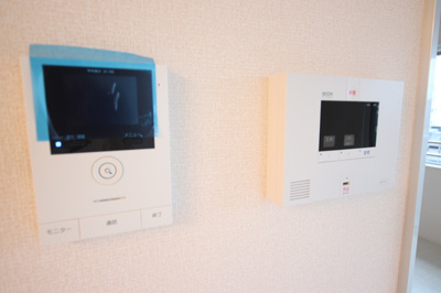来訪者の顔が見えるＴＶモニター付きインターホン