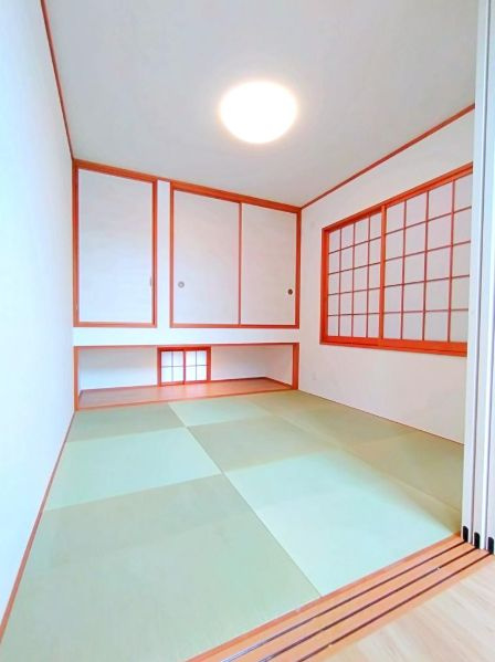 中央区淵野辺本町１丁目　中古戸建の和室|来客時にも便利な和室付き