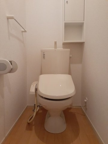 アプローズムーンⅤのトイレ|清潔感のあるトイレです