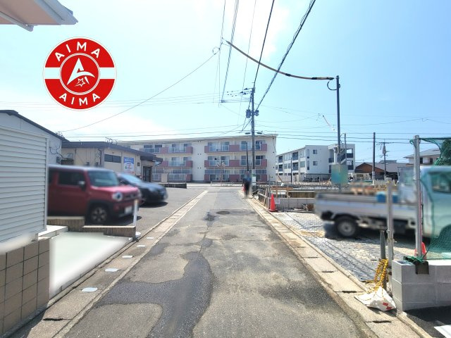 福岡市早良区有田2丁目第1-3棟（1号棟）の外観|前面道路含む現地の写真です。