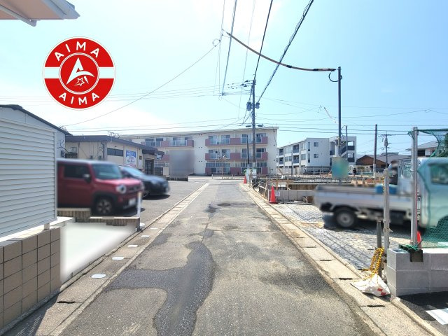 福岡市早良区有田2丁目第1-3棟（2号棟）の外観|前面道路含む現地の写真です。