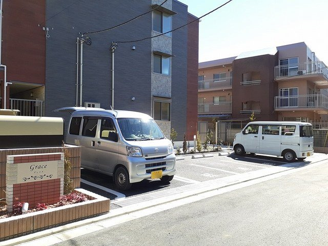 【駐車場】 | グレイス