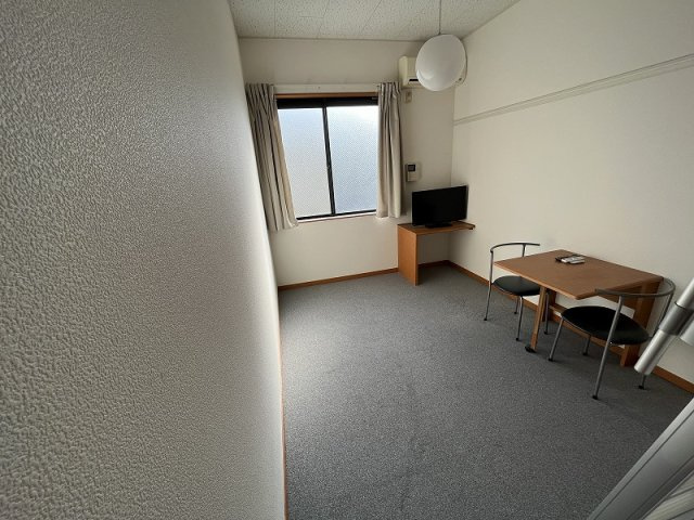 【その他】 | レオパレスグランデⅥ | 1階はフローリング仕様です。