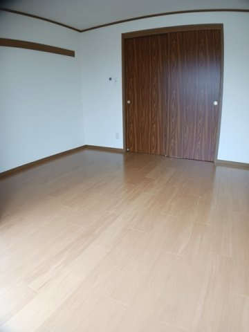 ラシーヌ弐番館の内装