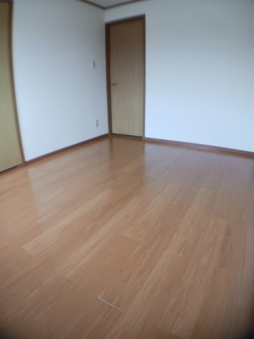 ラシーヌ弐番館の内装