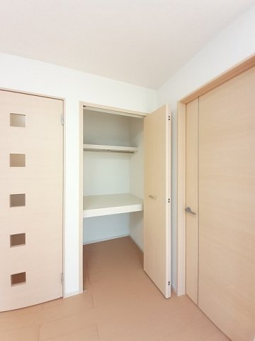 リバー　ウエストの収納