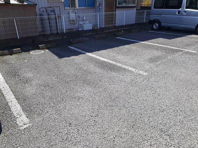 【駐車場】 | エレガントリブⅡ