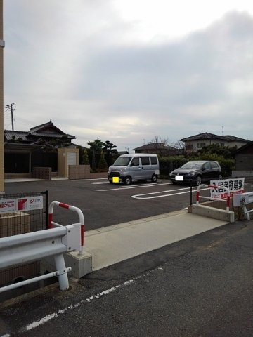 プルメリアの駐車場