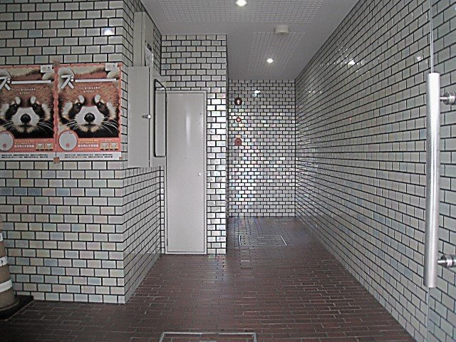 瑞和ビルのロビー