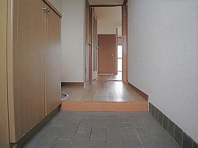 瑞和ビルの玄関